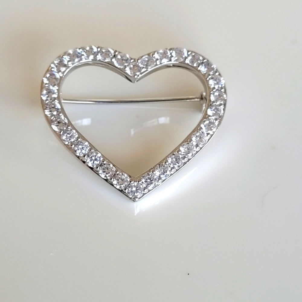 Jimmy Choo rhinestone Heart pin. New